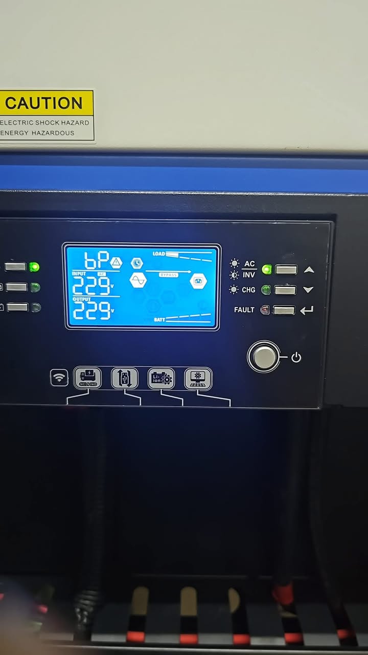 Hybrid Inverter
